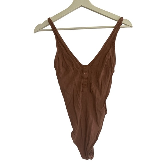 Free People Intimately brown V-Neck Buttoned Front Bodysuit Size Small - Picture 1 of 14